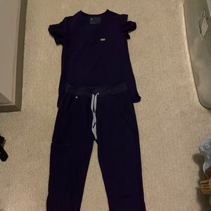 PURPLE FIGS XXS TOP AND XS BOTTOM